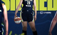 开云集团-飞翼官宣：中锋李月汝接受资质报价 新赛季重返球队征战WNBA